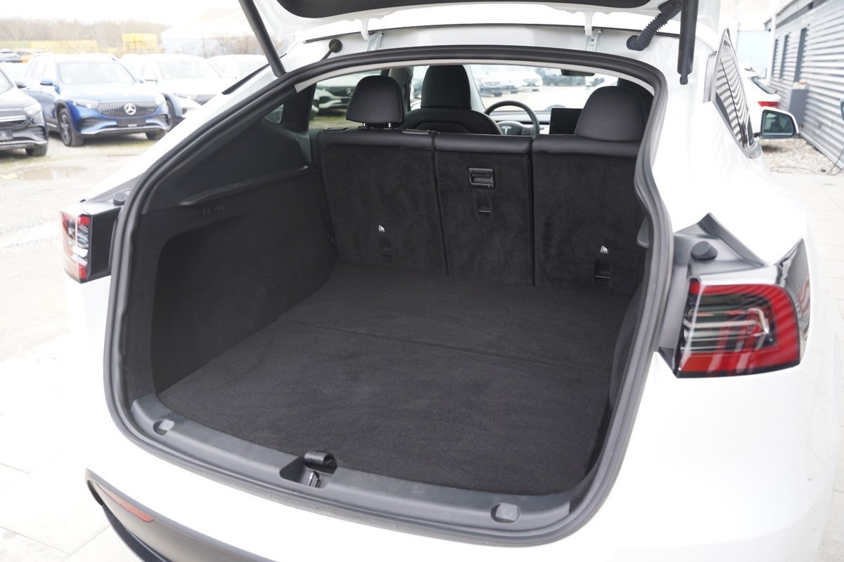 Billede af Tesla Model Y  Long Range AWD