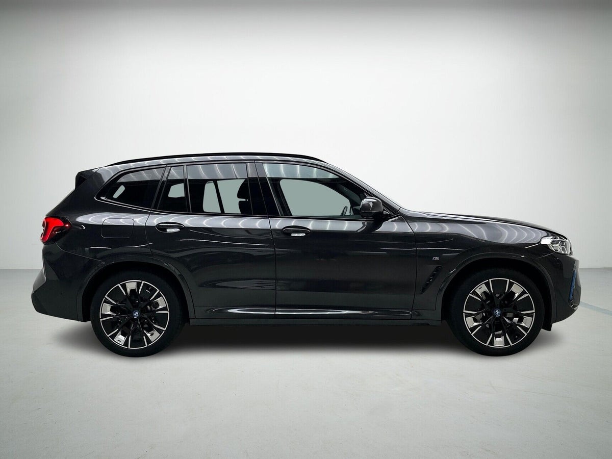 BMW iX3 Charged Plus M-Sport billede 5