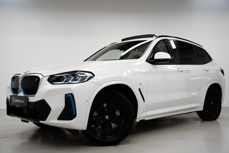 BMW iX3 Charged Plus M-Sport
