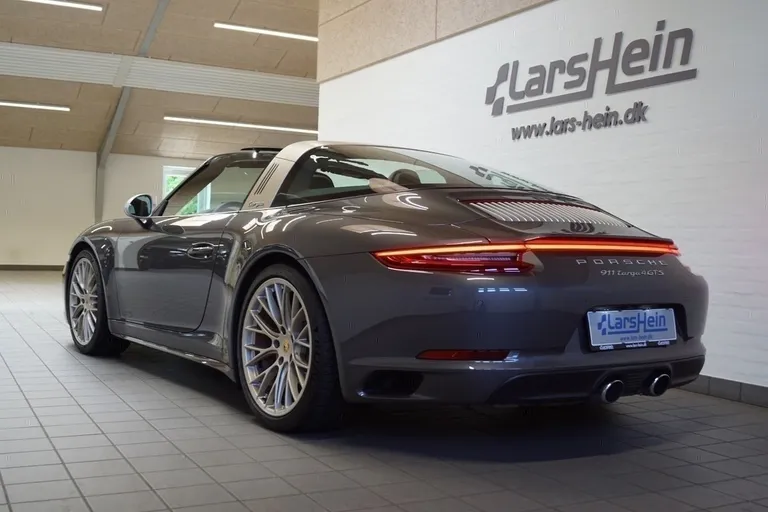 Porsche 911 Targa 4 GTS PDK