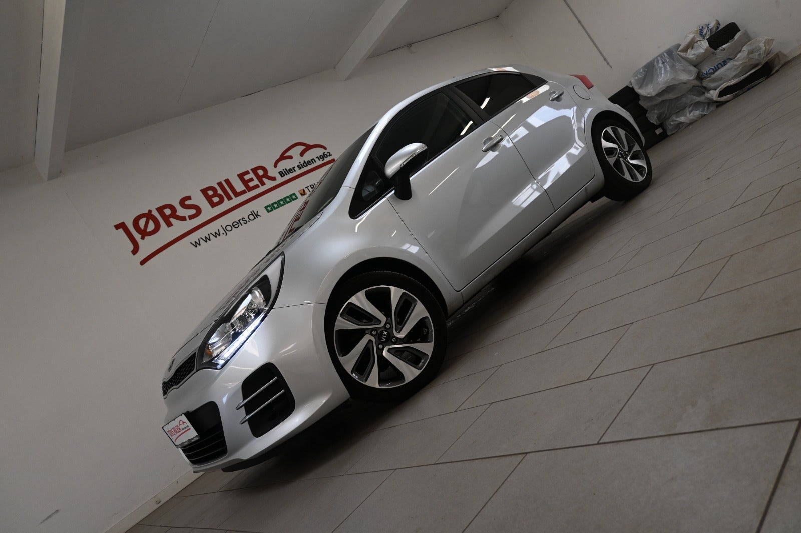 Kia Rio CVVT Attraction+