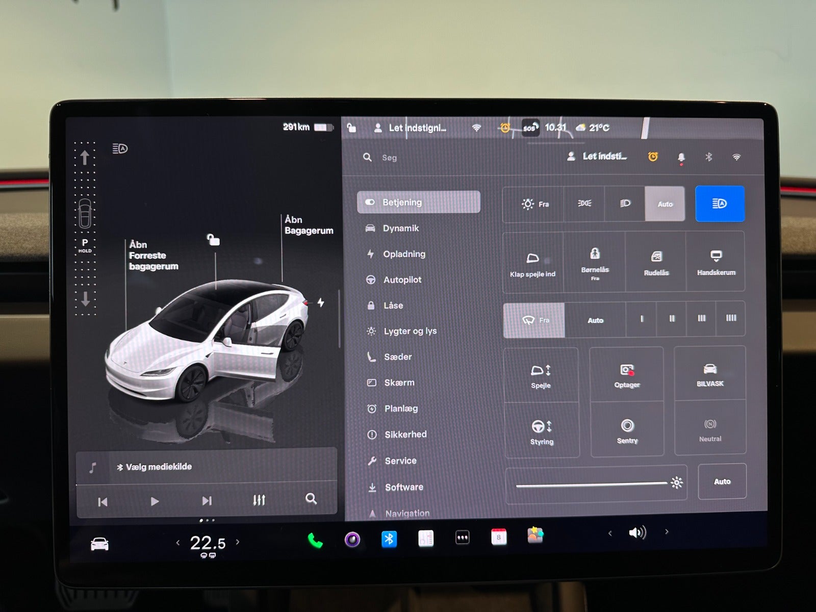 Tesla Model 3 RWD 4d - 9
