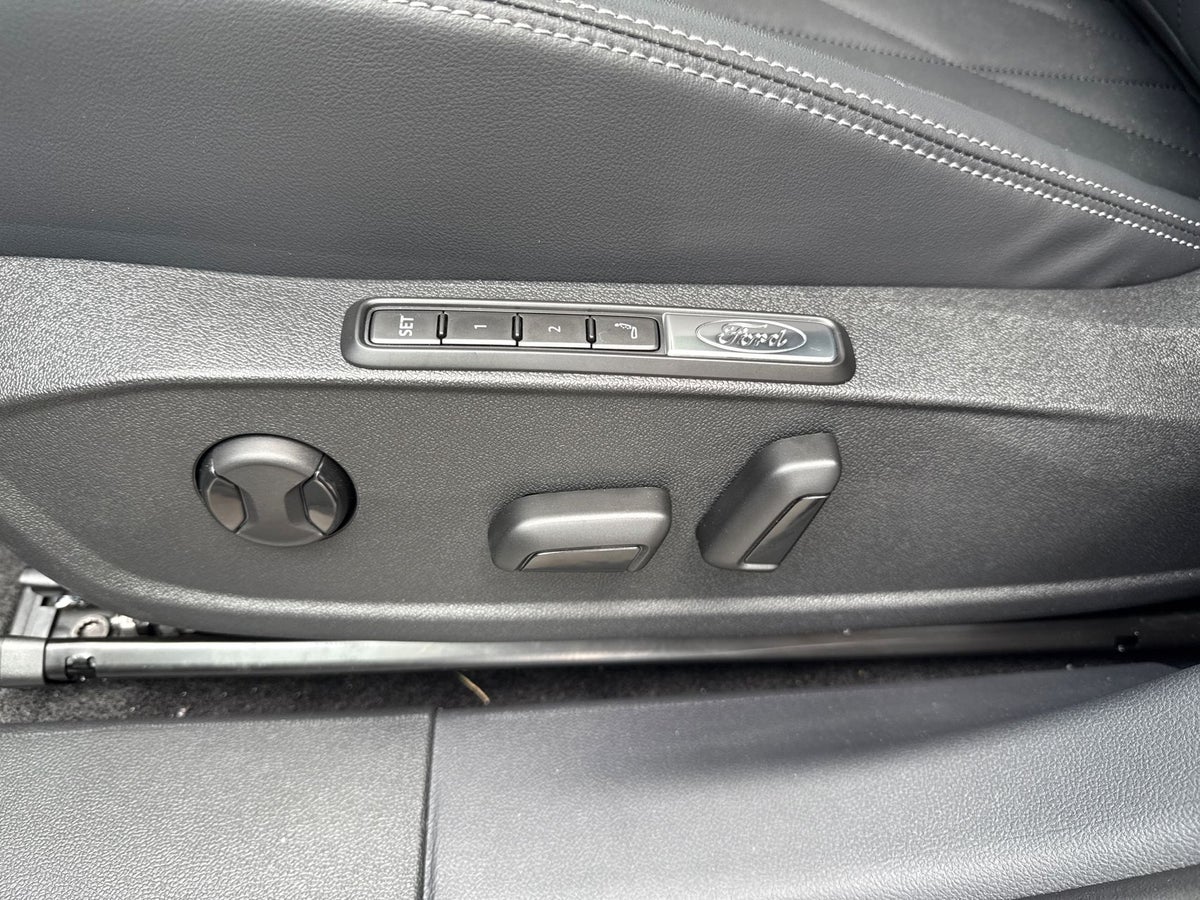 Ford Explorer Premium Extended Range billede 23