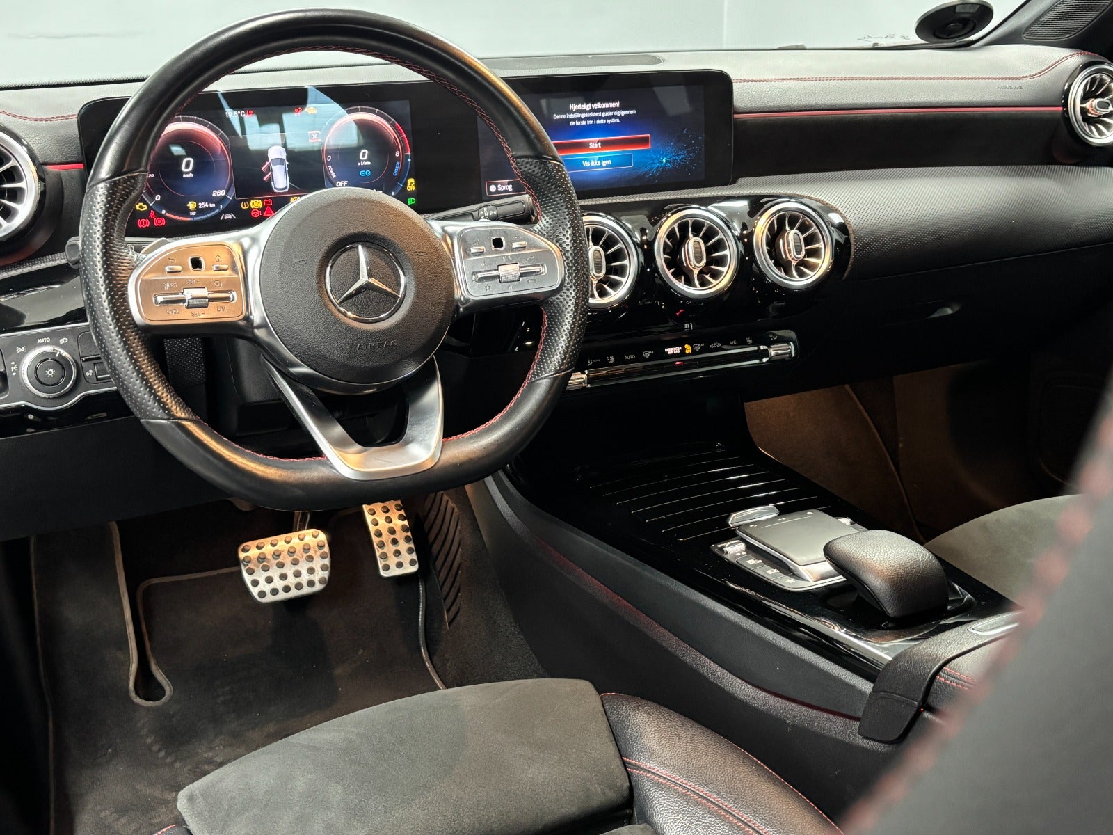 Billede af Mercedes CLA250 e 1,3 AMG Line Shooting Brake aut.