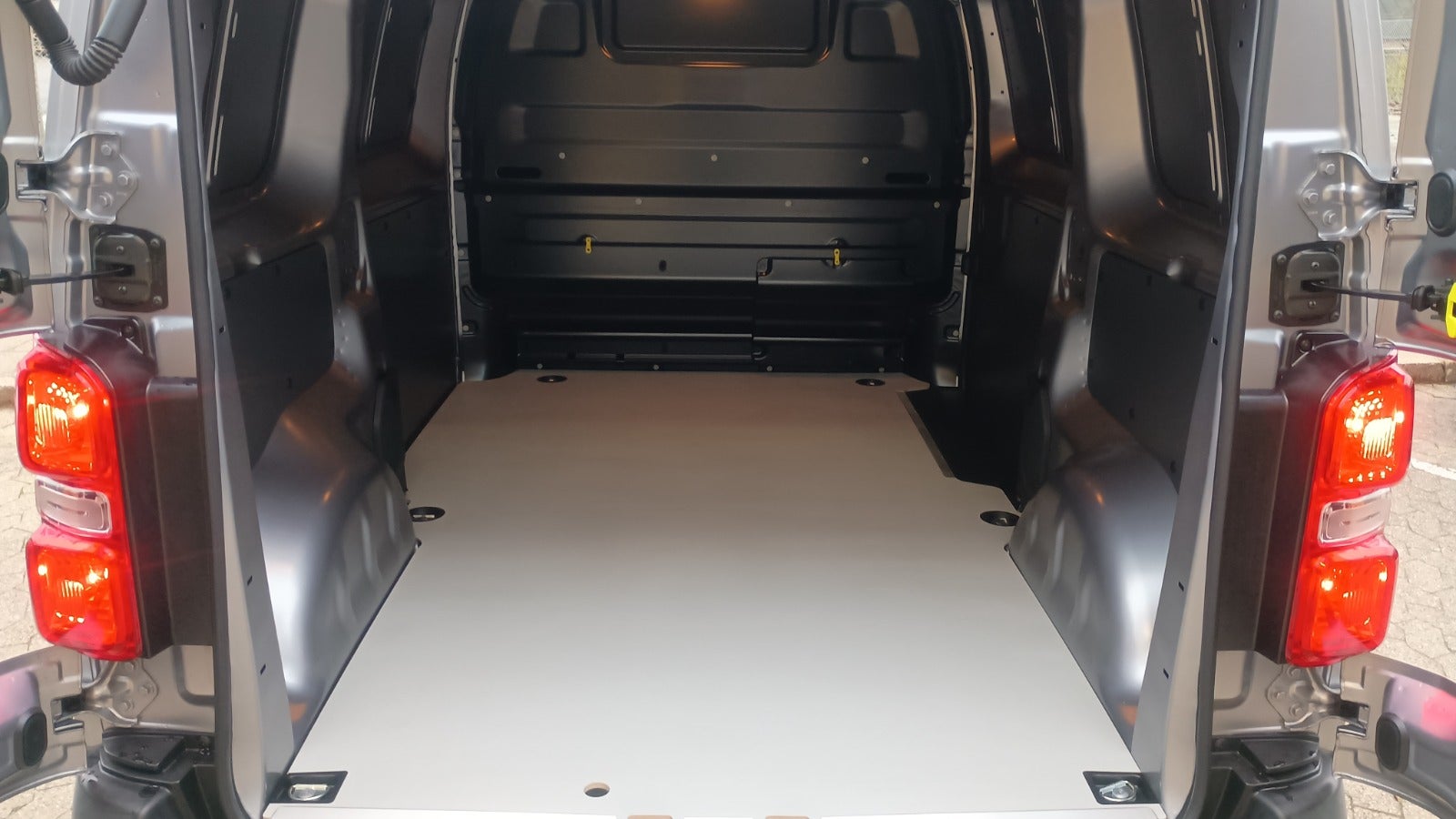 Billede af Citroën ë-Jumpy 75 L2 BaseLine