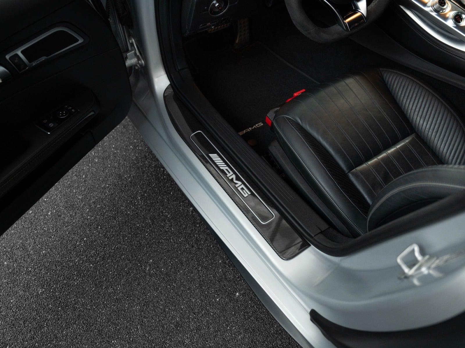 Gallery image 10 of 17