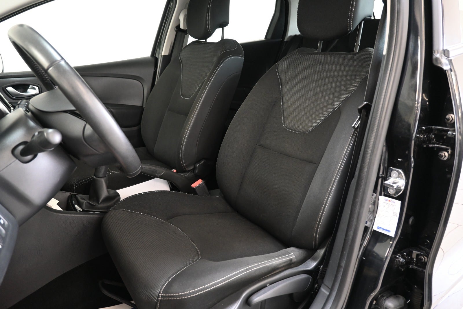 Renault Clio IV TCe 90 Expression Sport Tourer