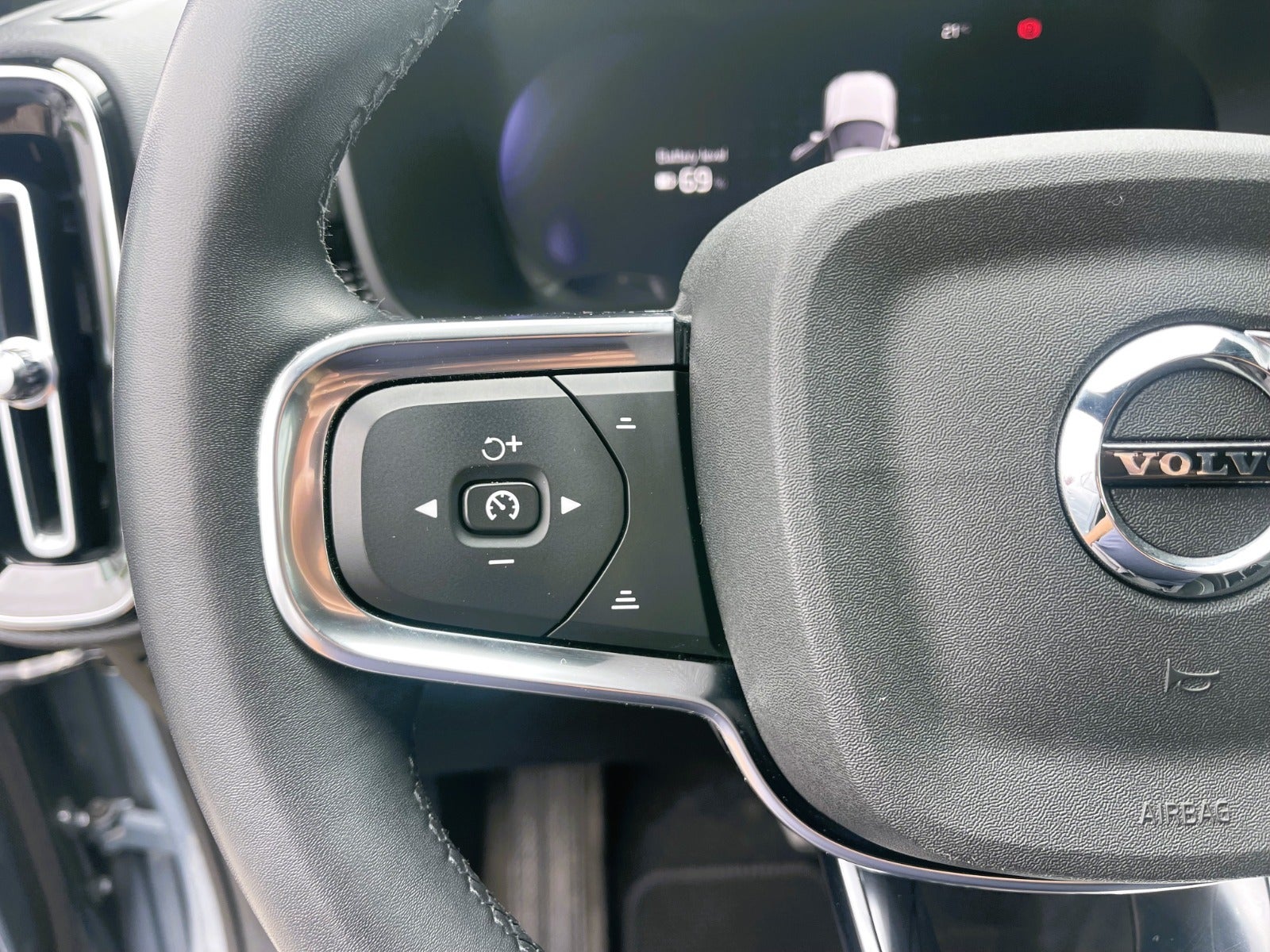 Billede af Volvo XC40  P6 ReCharge Plus