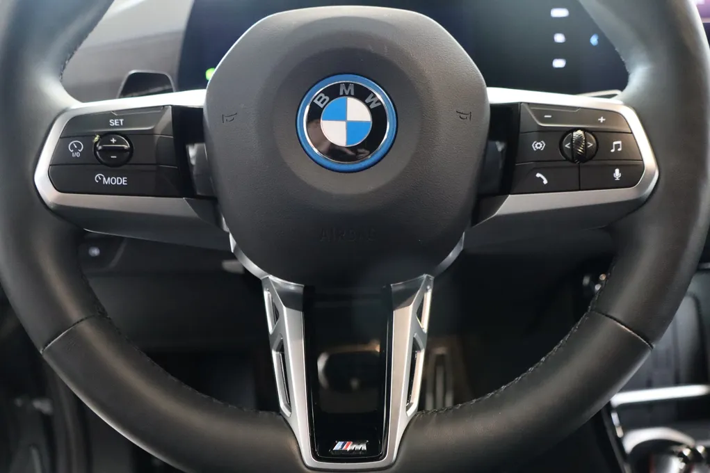 BMW iX2 eDrive20 M-Sport