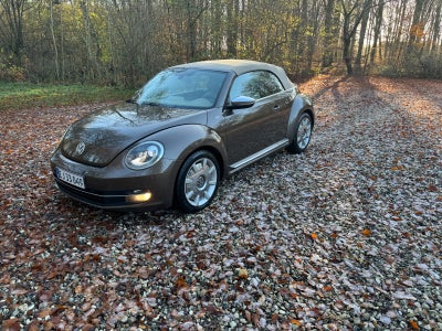 VW The Beetle 2,0 TDi 140 Design Cabriolet DSG 2d