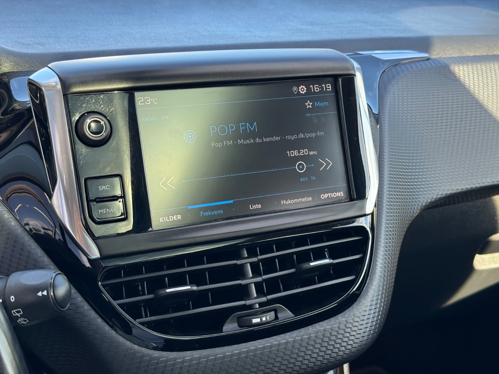 Billede af Peugeot 2008 1,5 BlueHDi 100 Prestige Sky