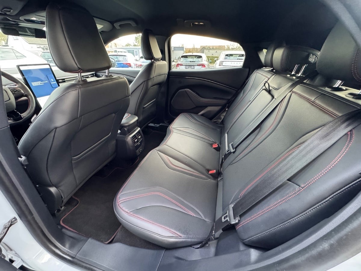 Billede af Ford Mustang Mach-E 75 Premium Standard Range AWD