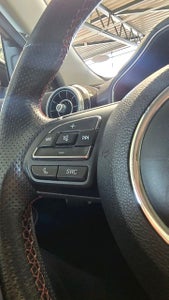 MG EHS PHEV Luxury