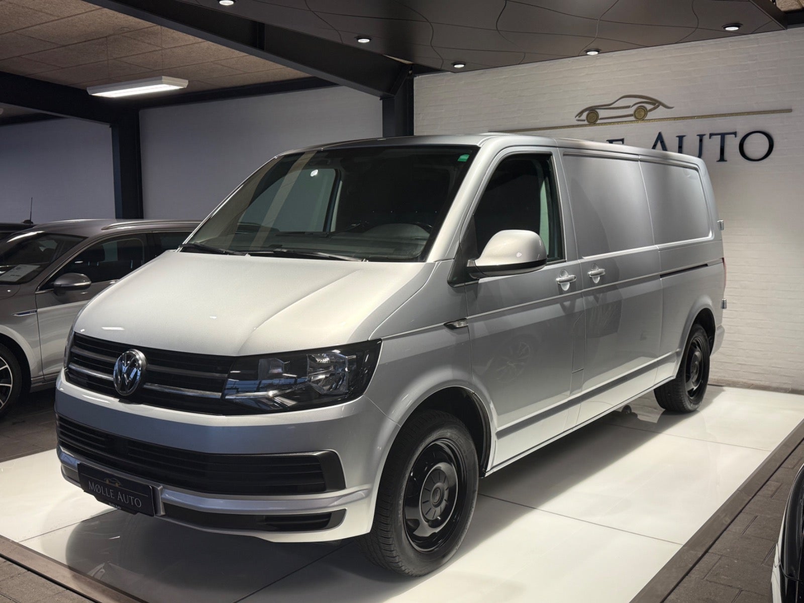 Billede af VW Transporter 2,0 TDi 150 Kassevogn DSG lang