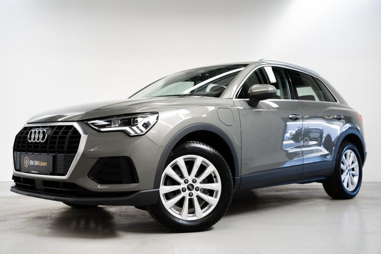 Audi Q3 TFSi e Attitude plus S-tr.