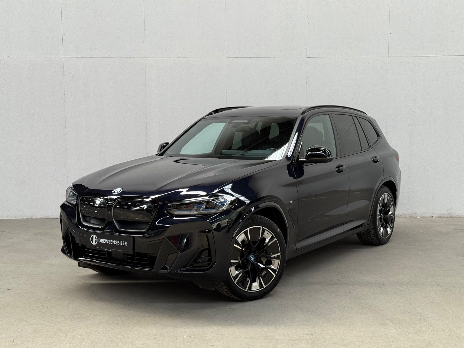 BMW iX3 Charged Plus M-Sport A