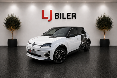 Renault 5 E-Tech 52 Iconic 5d