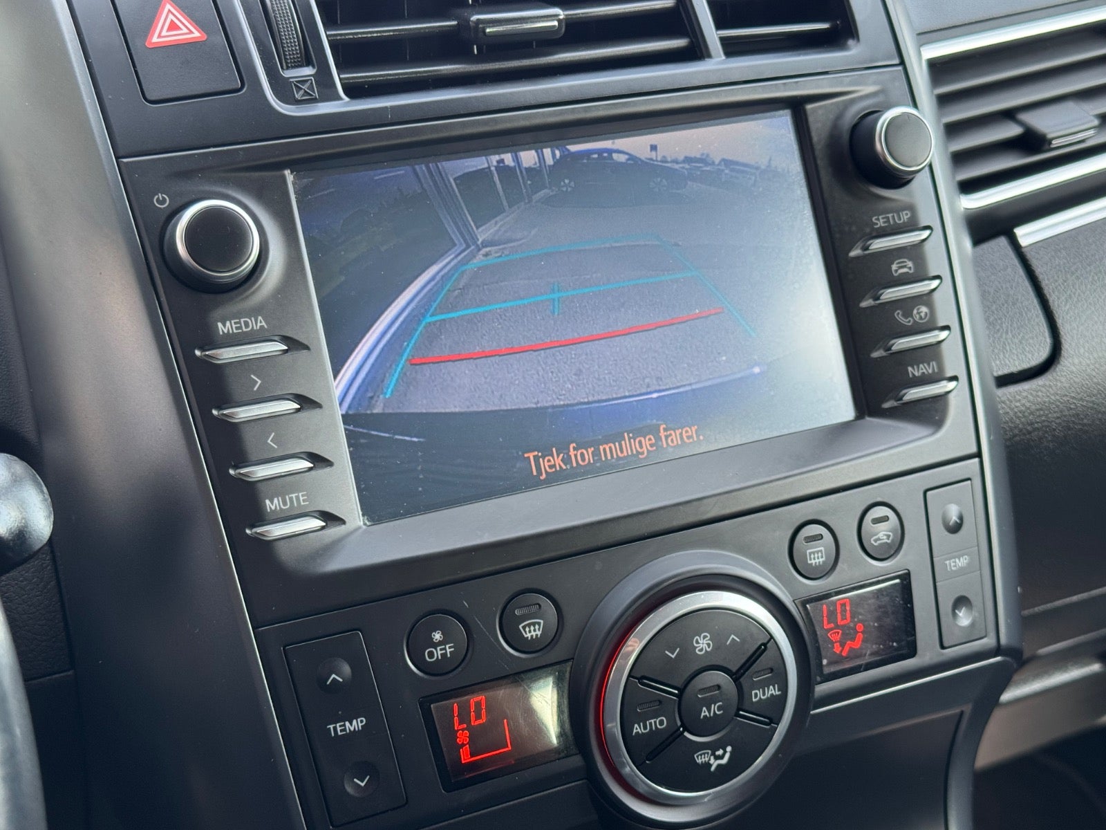 Billede af Toyota Verso 1,8 VVT-i T2 Limited