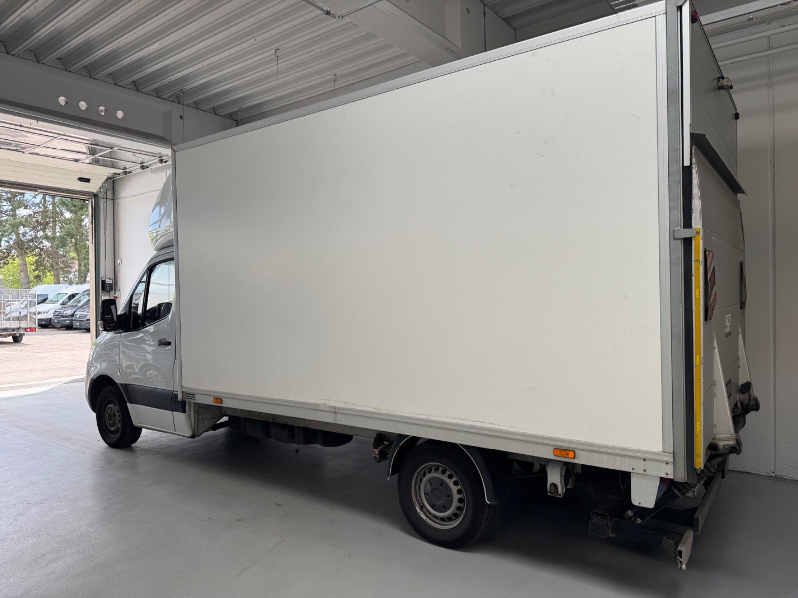 Billede af Mercedes Sprinter 316 2,2 CDi A2 Alukasse aut. RWD