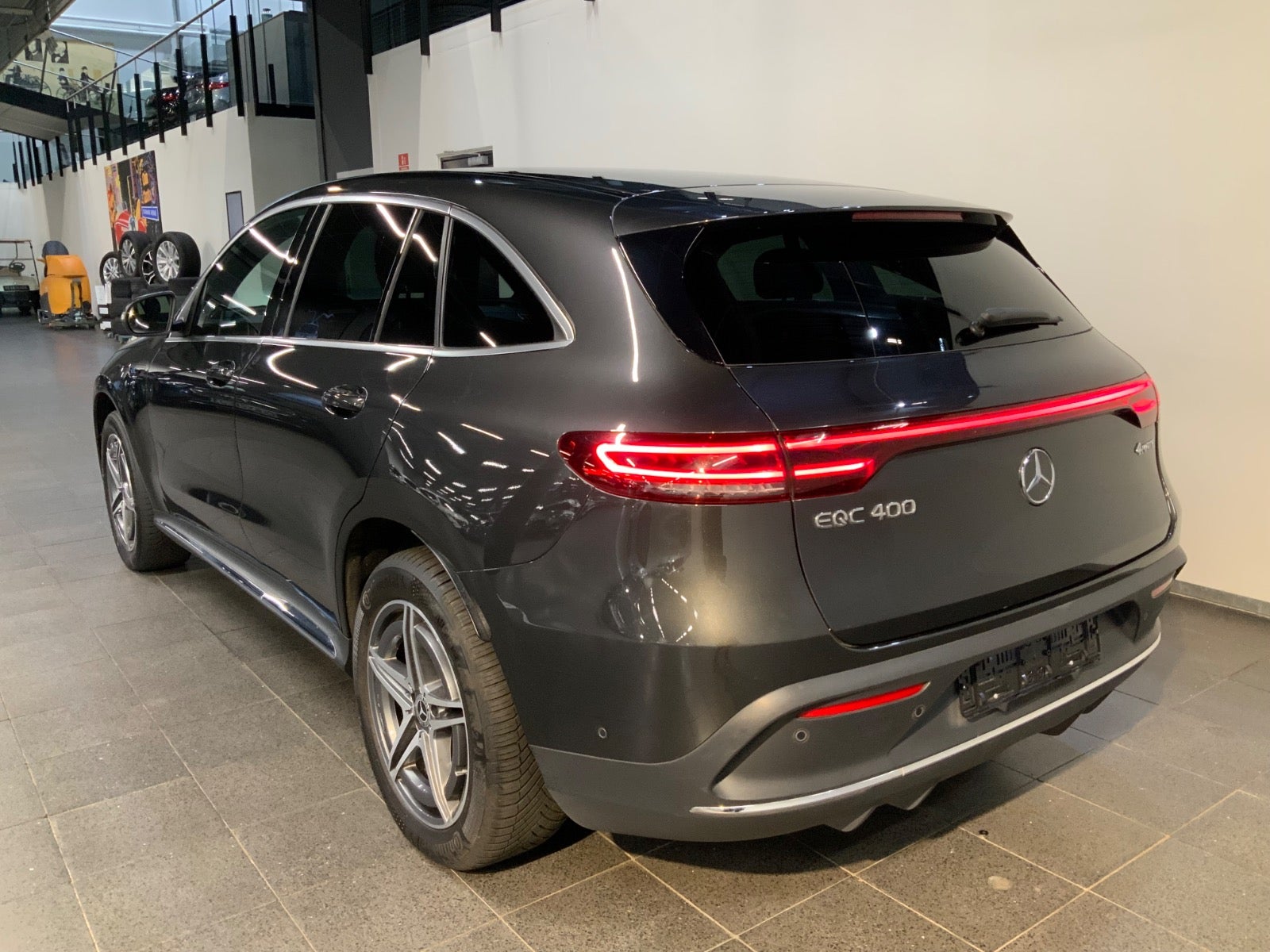 Mercedes-Benz EQC 400 (5/8)