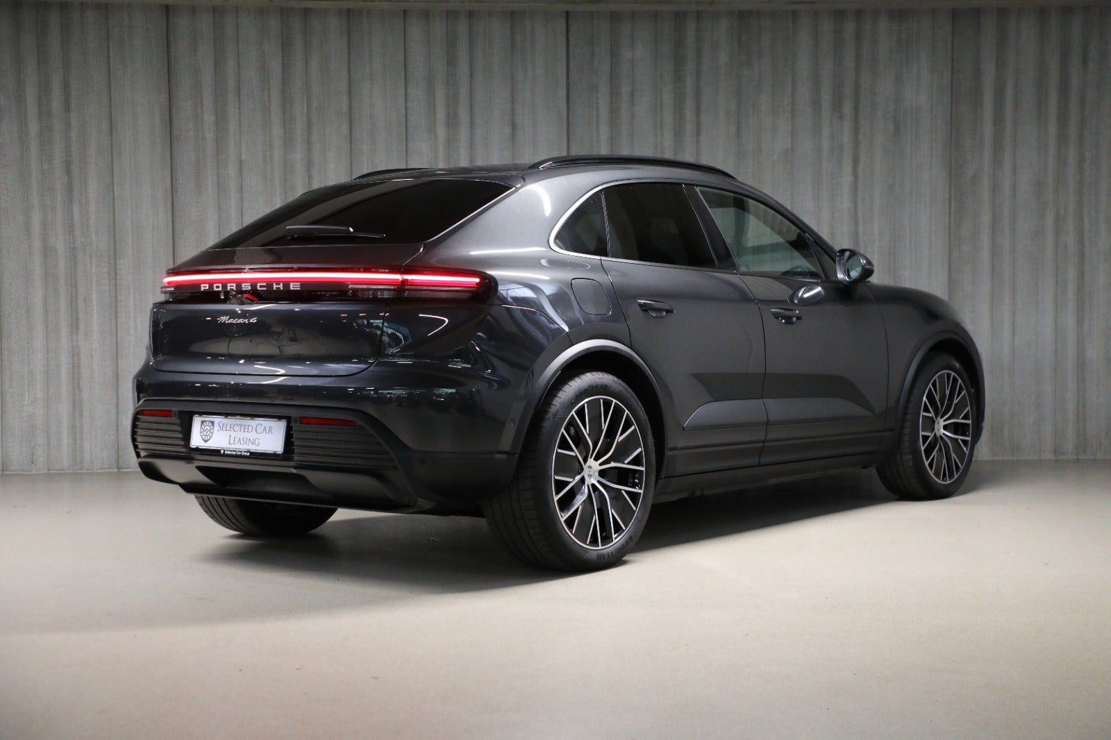 Porsche Macan 4