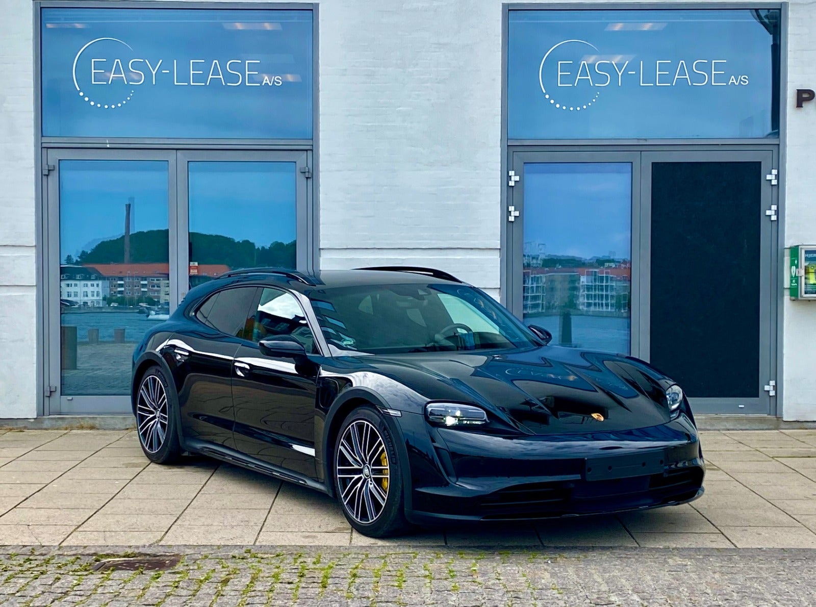 Billede af Porsche Taycan 4  Performance+ Cross Turismo