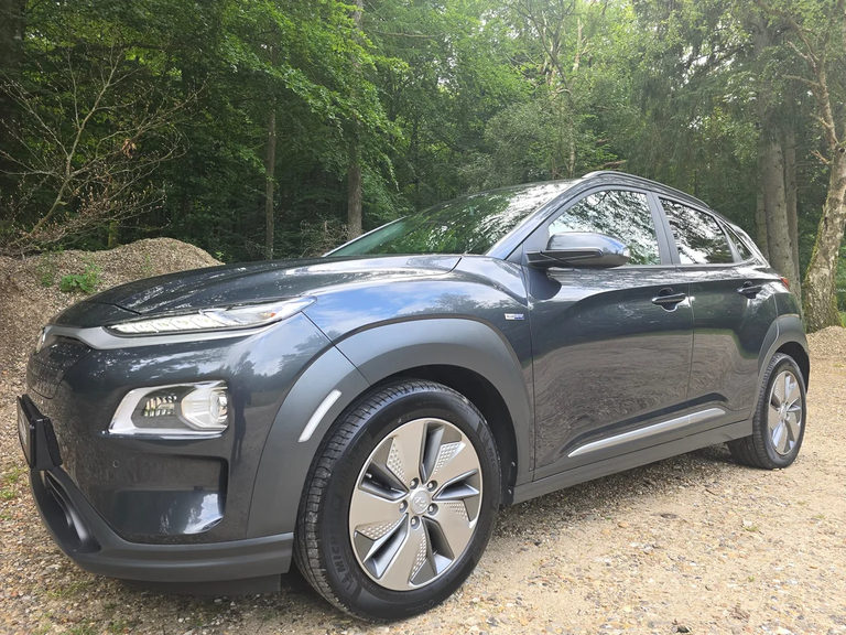 Hyundai Kona EV Premium