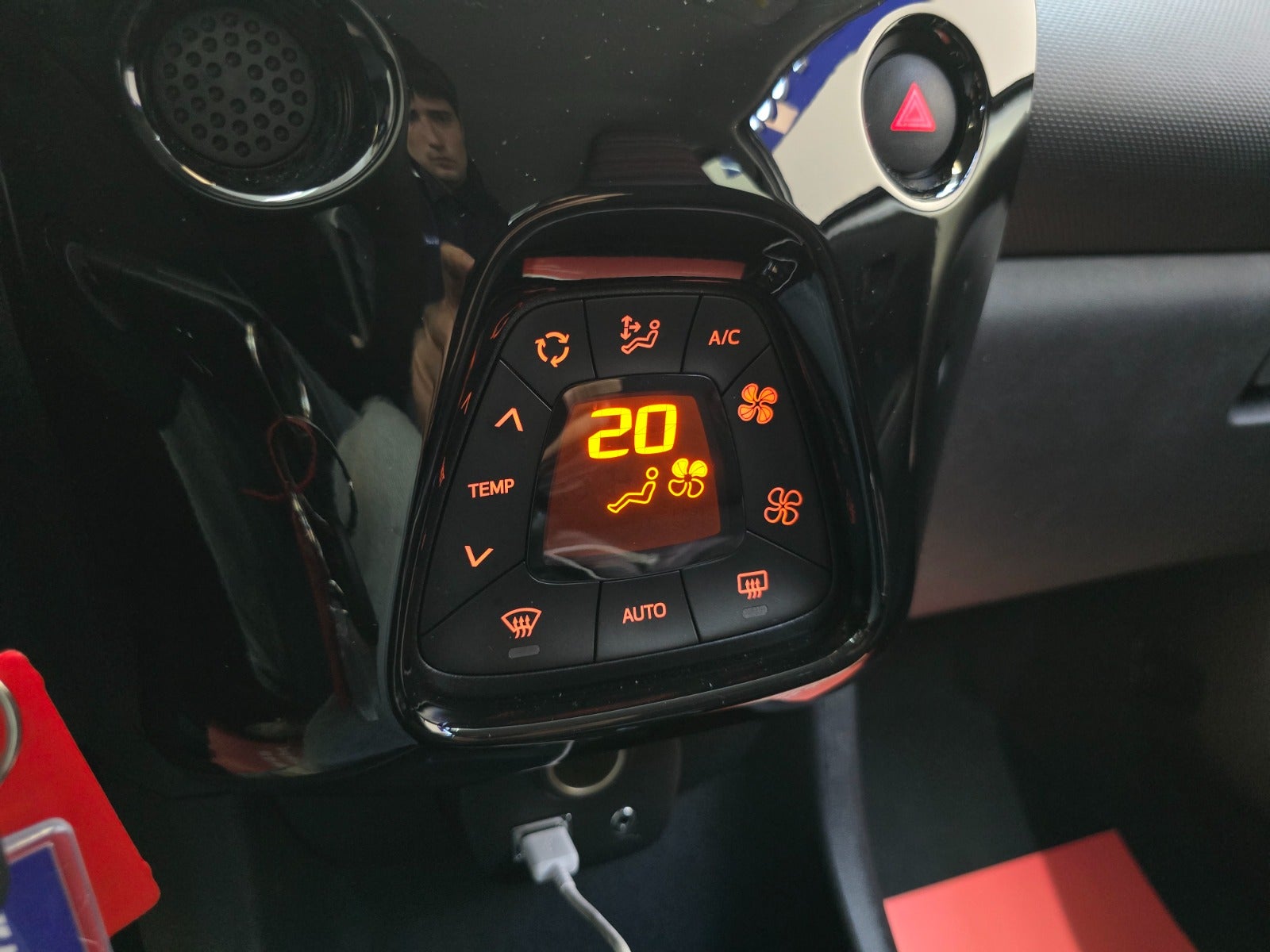 Billede af Citroën C1 1,0 VTi Attaque