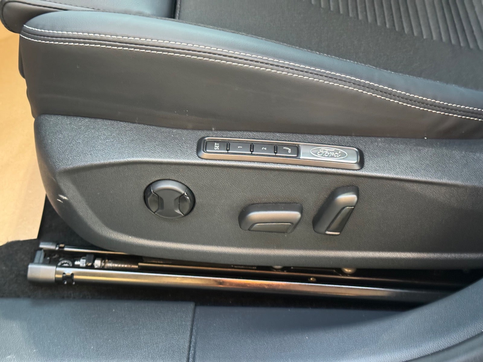 Billede af Ford Explorer 79 Select Extended Range AWD