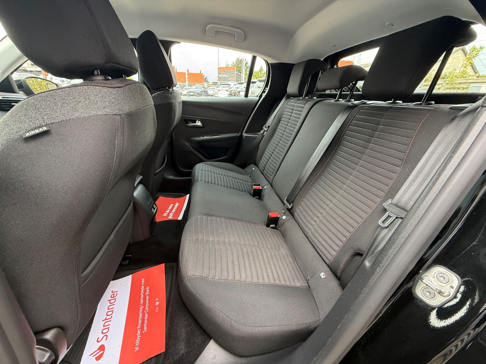 Peugeot e-208 Active