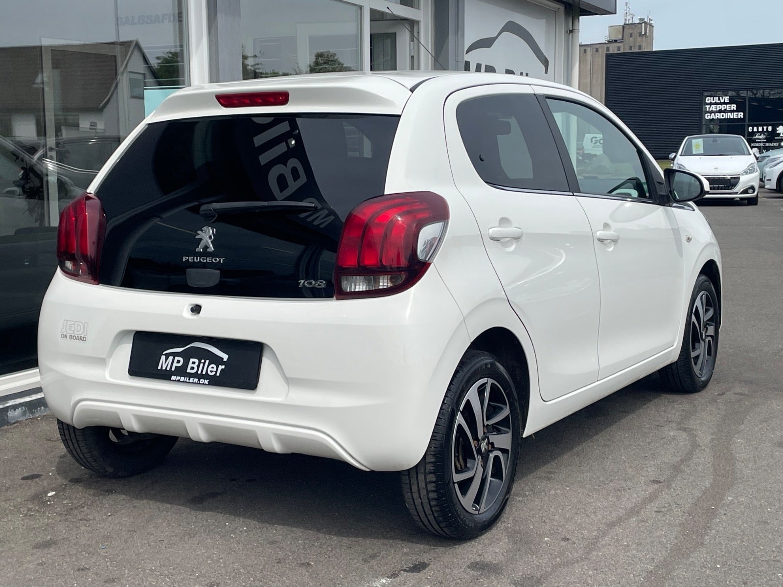 Billede af Peugeot 108 1,0 e-VTi 69 White Edition