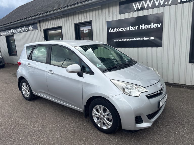 Toyota Verso-S VVT-i T2