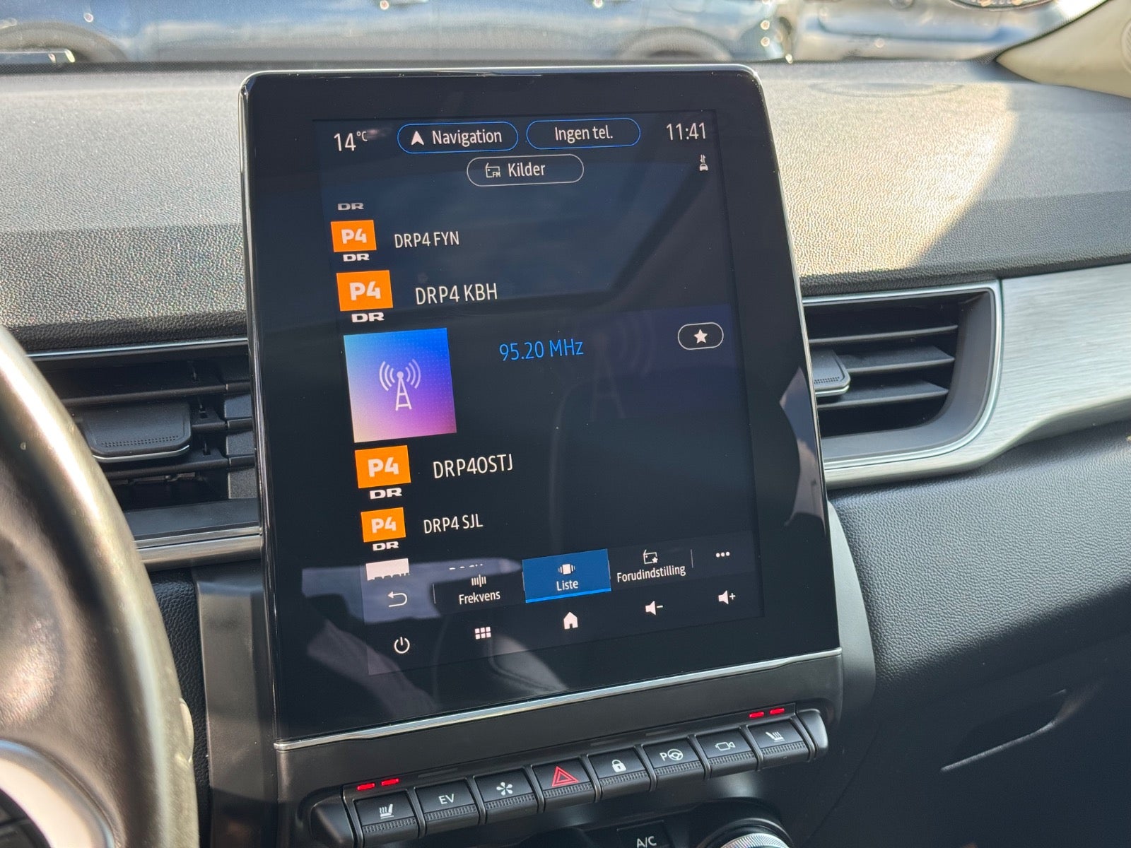 Billede af Renault Captur 1,6 E-Tech Intens