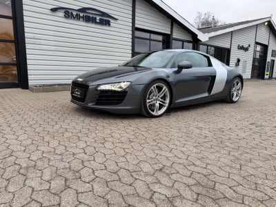 Audi R8 4,2 FSi Coupé quattro R-tr. 2d