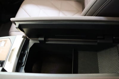 BMW iX xDrive40 Fully Charged