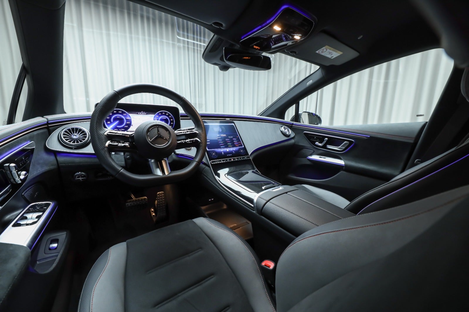 Mercedes-Benz EQE 350+ (4/8)