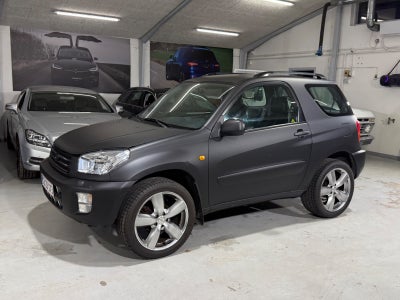 Toyota RAV4 2,0 VVT-i 4x4 3d