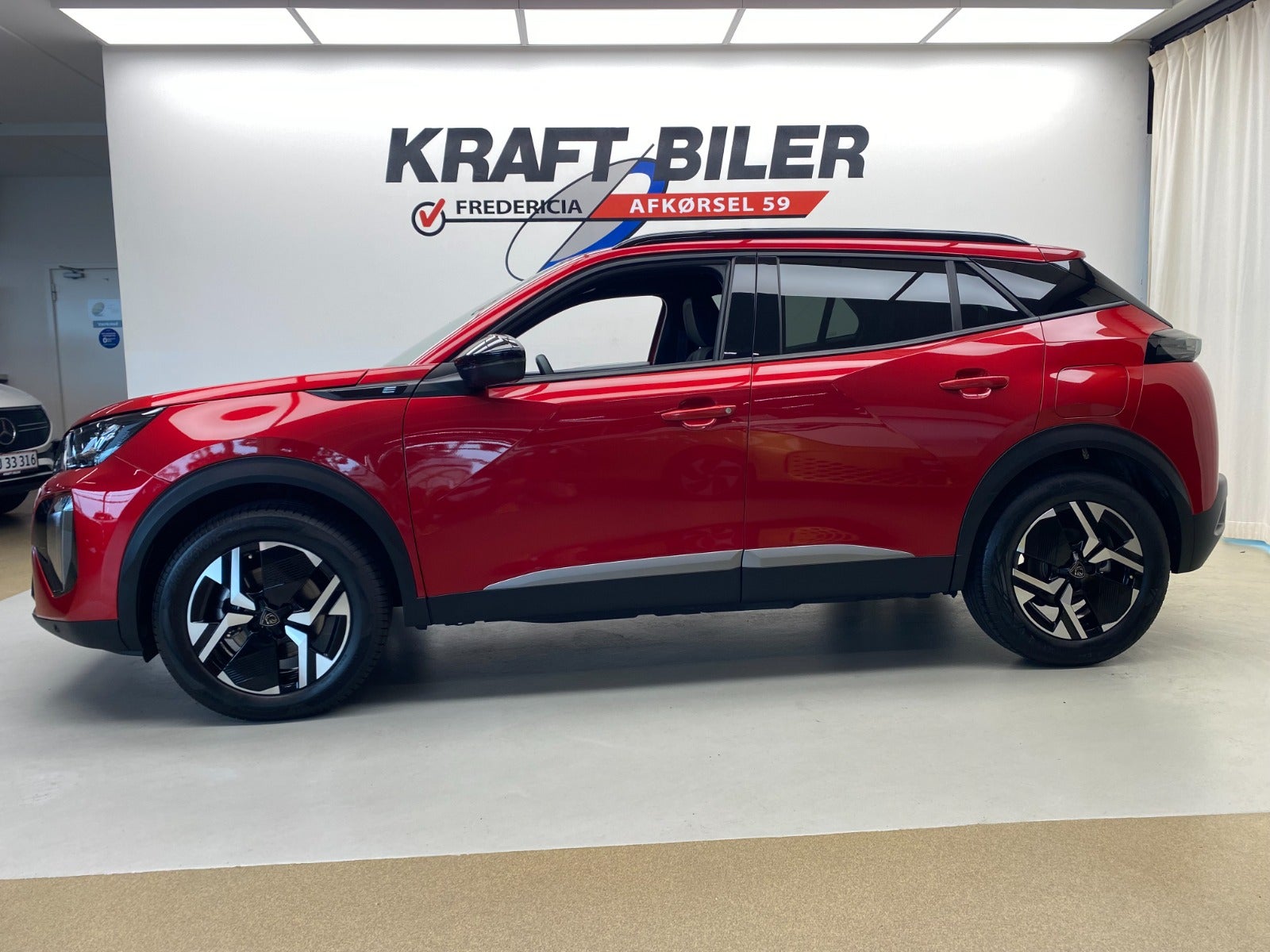 Billede af Peugeot e-2008 54 Allure