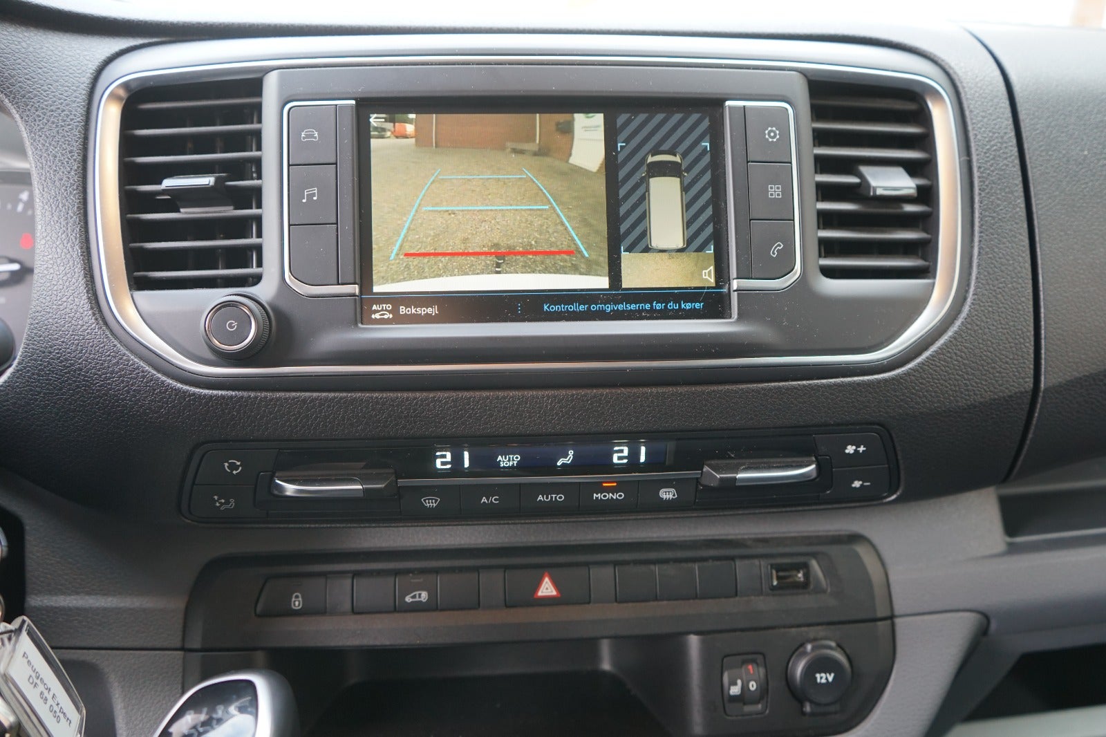 Billede af Peugeot Expert 2,0 BlueHDi 144 L2 Plus Van