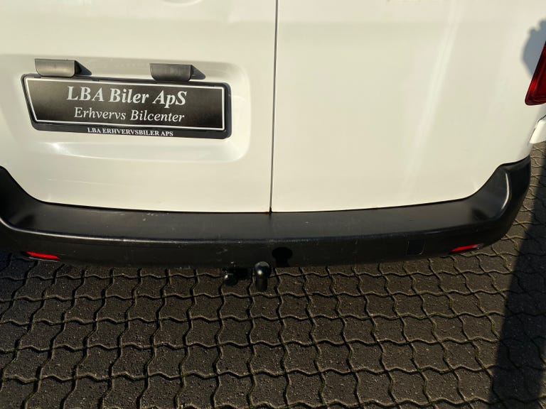 Peugeot Expert BlueHDi 115 L2 Plus Van