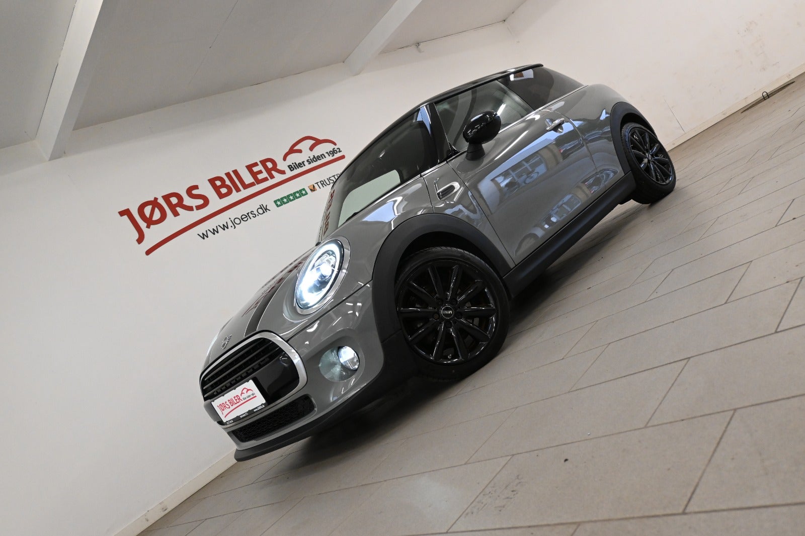 MINI Cooper Essential aut.