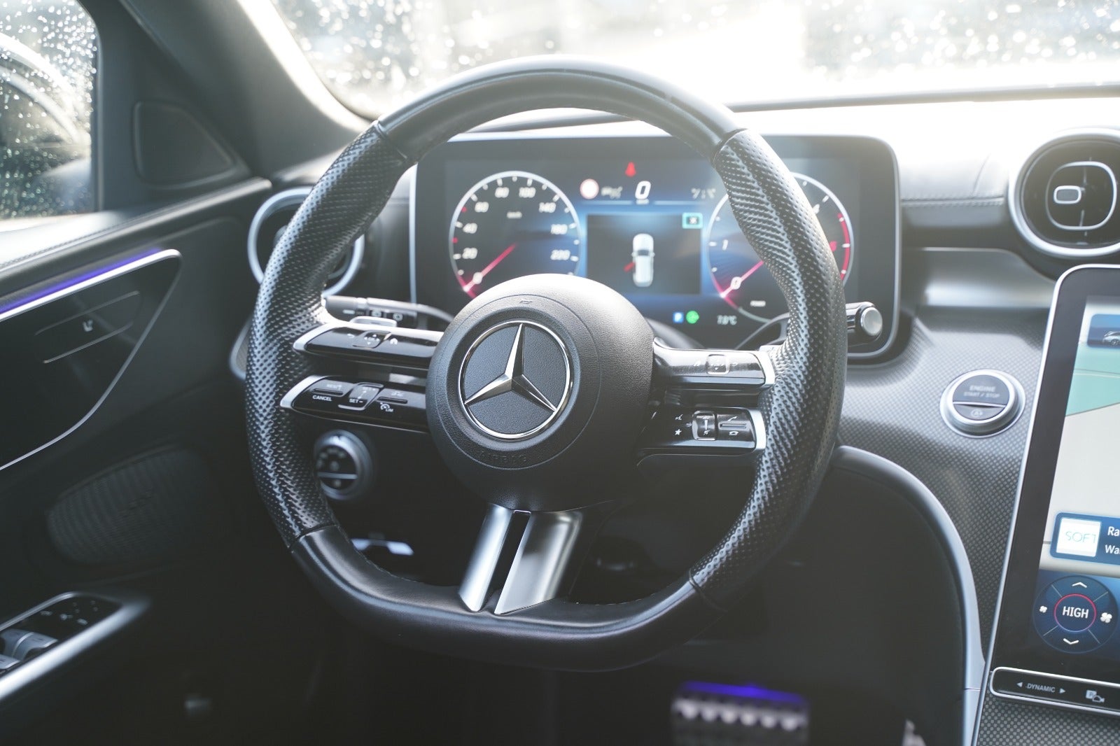 Billede af Mercedes C220 d 2,0 AMG Line stc. aut.