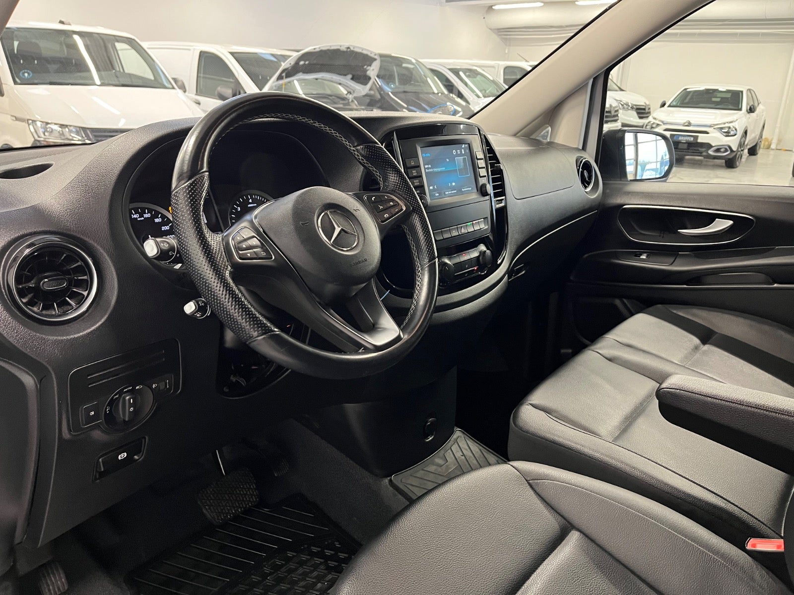 Billede af Mercedes Vito 114 2,0 CDi Kassevogn aut. L RWD