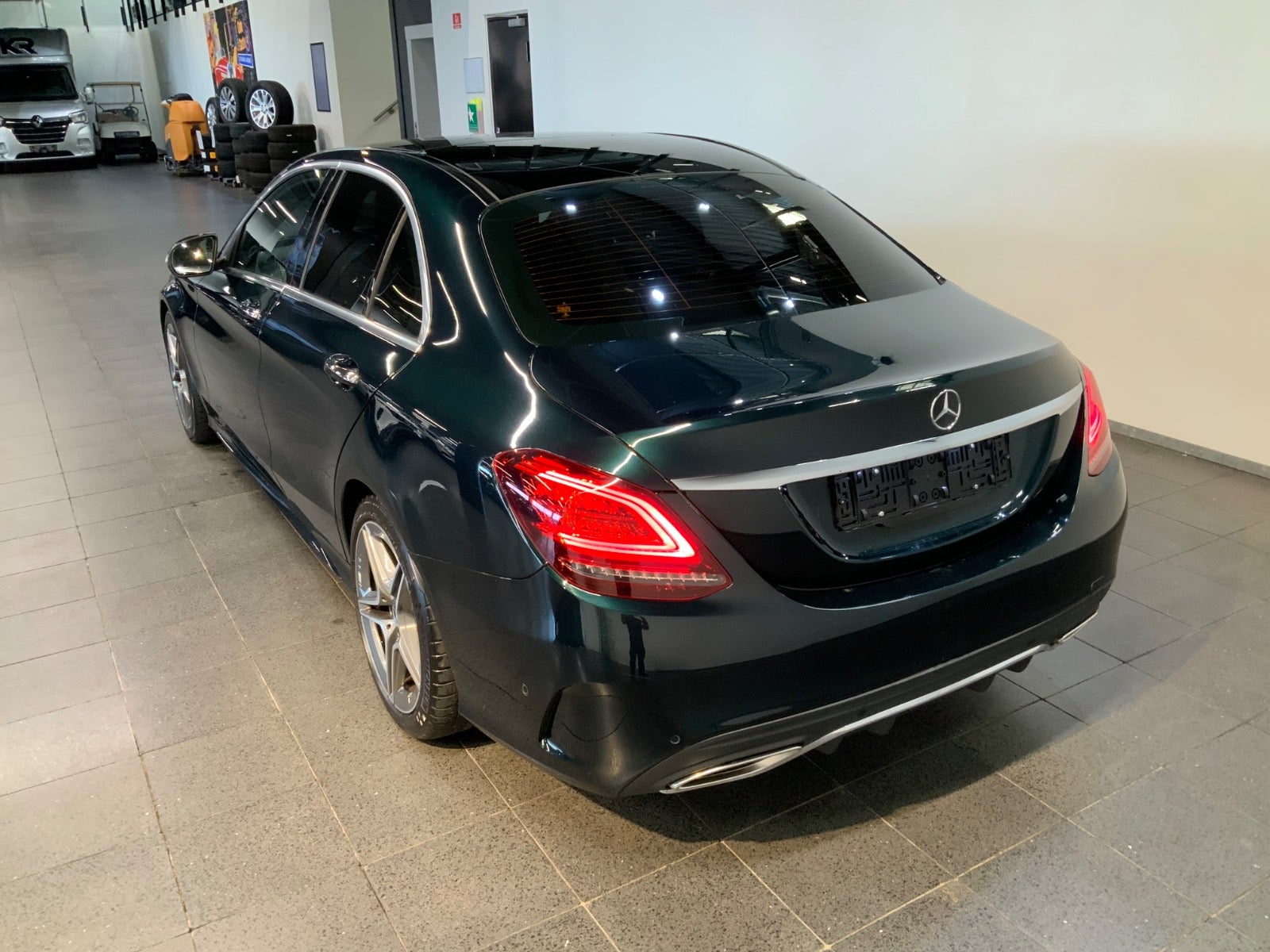 Mercedes-Benz C 300 (5/8)