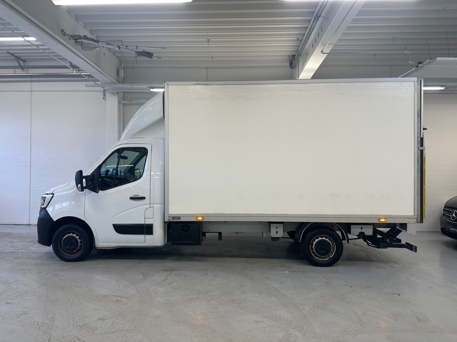 Billede af Renault Master IV T35 2,3 dCi 163 Alukasse m/lift