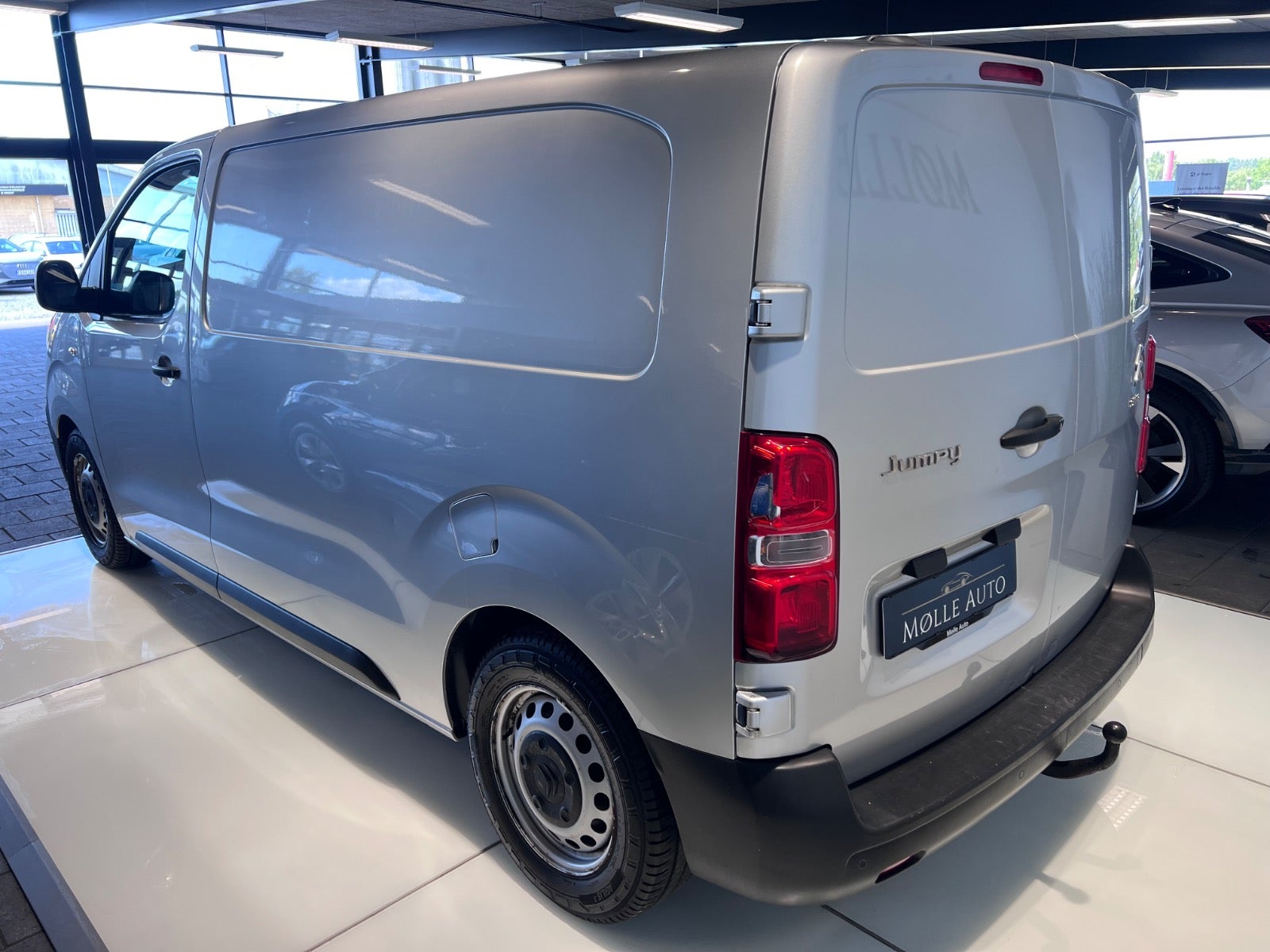 Billede af Citroën Jumpy 1,6 BlueHDi 115 L2N1