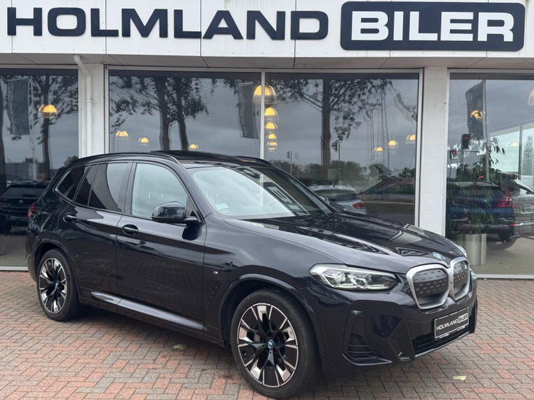 BMW iX3 Charged Plus M-Sport