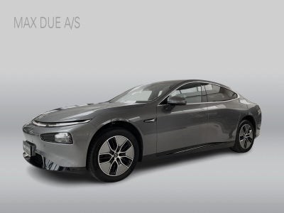 Xpeng P7  Long Range 4d