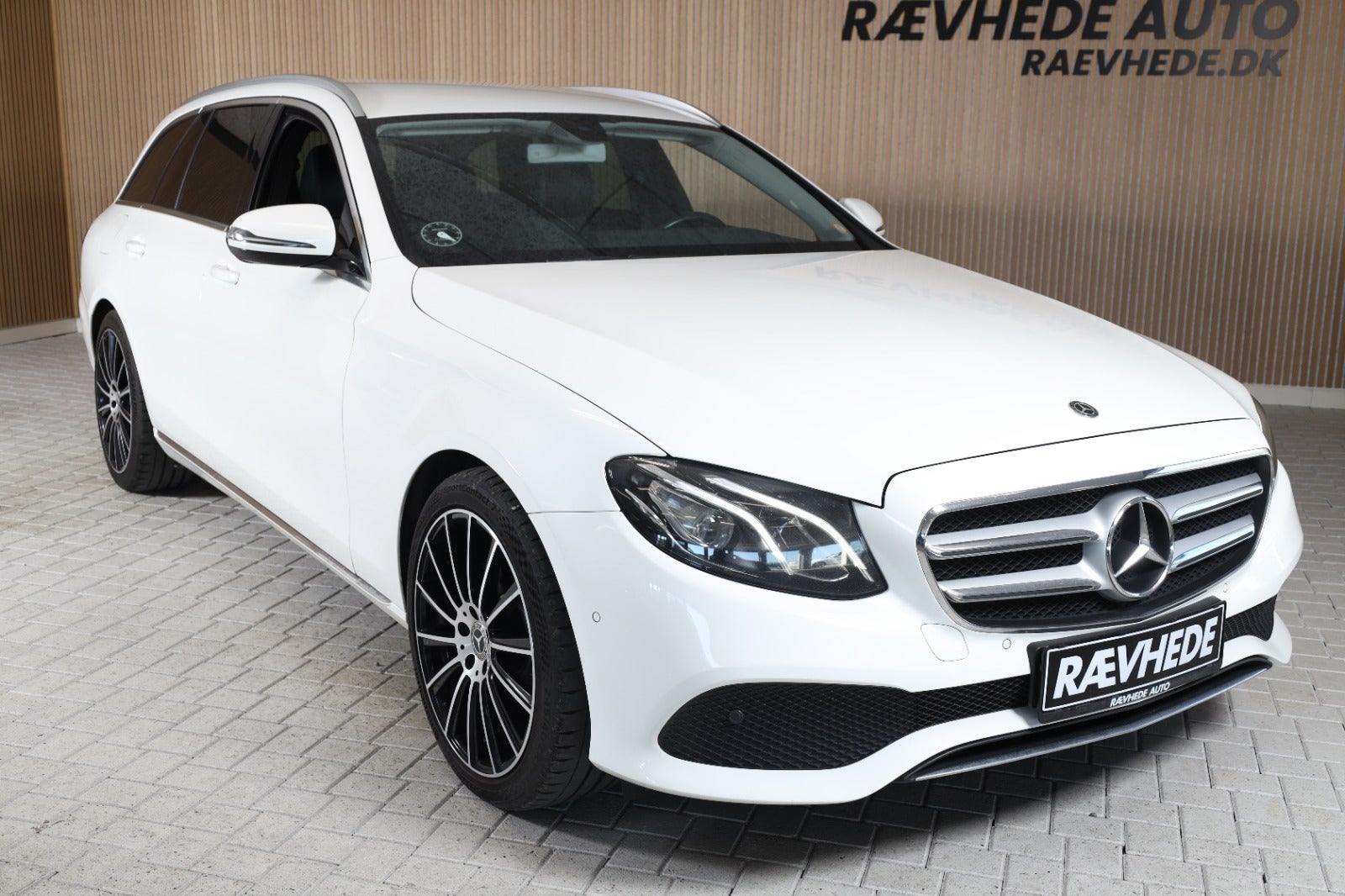 Mercedes E220 d Avantgarde stc. aut. – 2