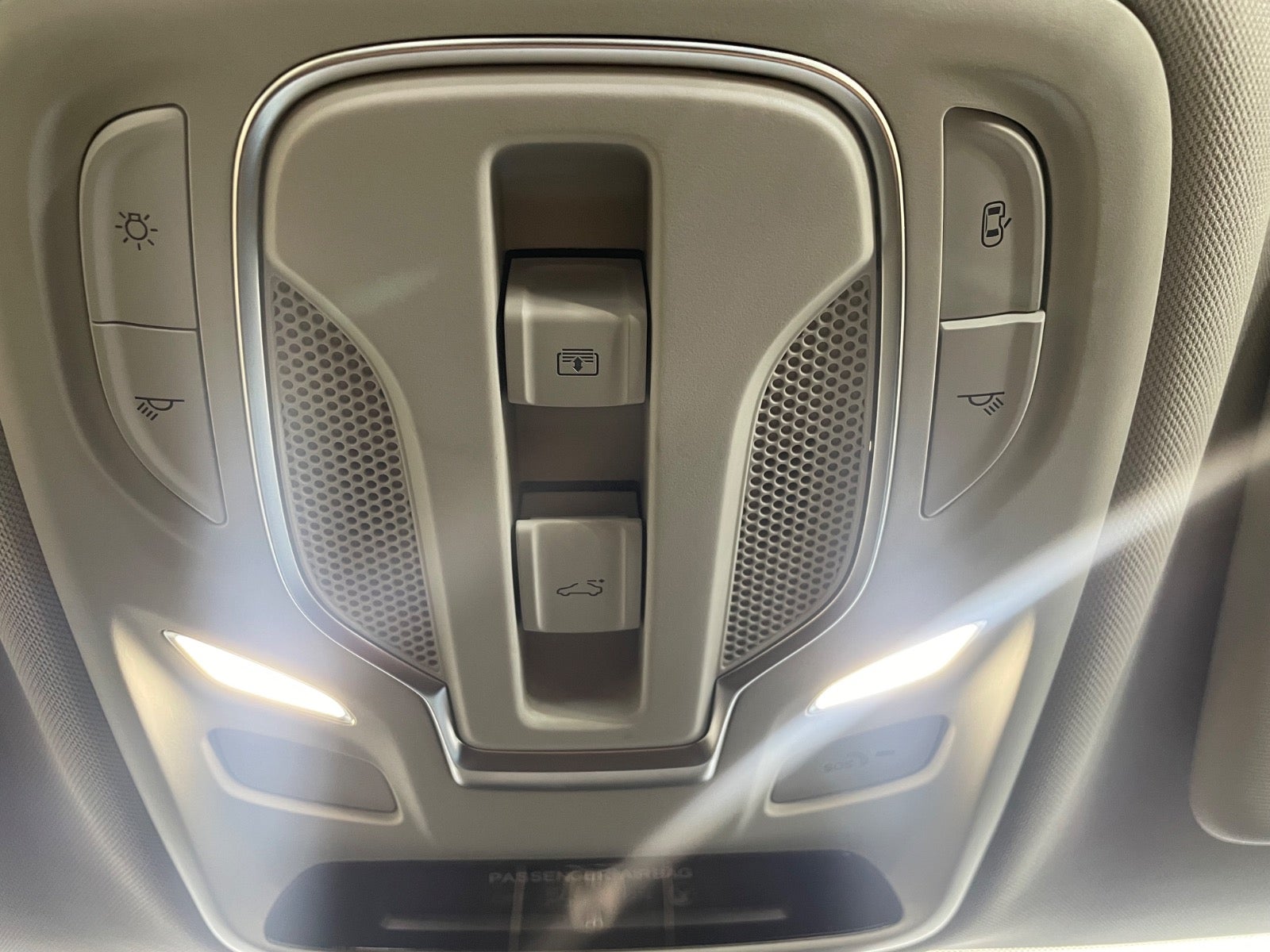 MG ZS Luxury